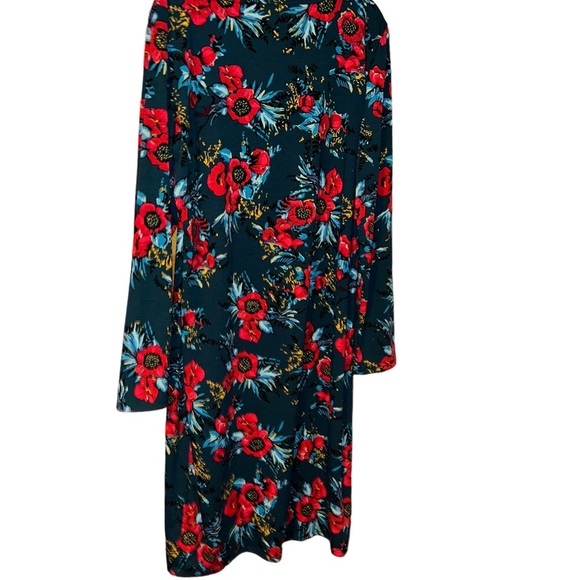 NWOT Lularoe blue floral Debbie long sleeve dress plus size 3X XxxL stretch - Picture 3 of 4